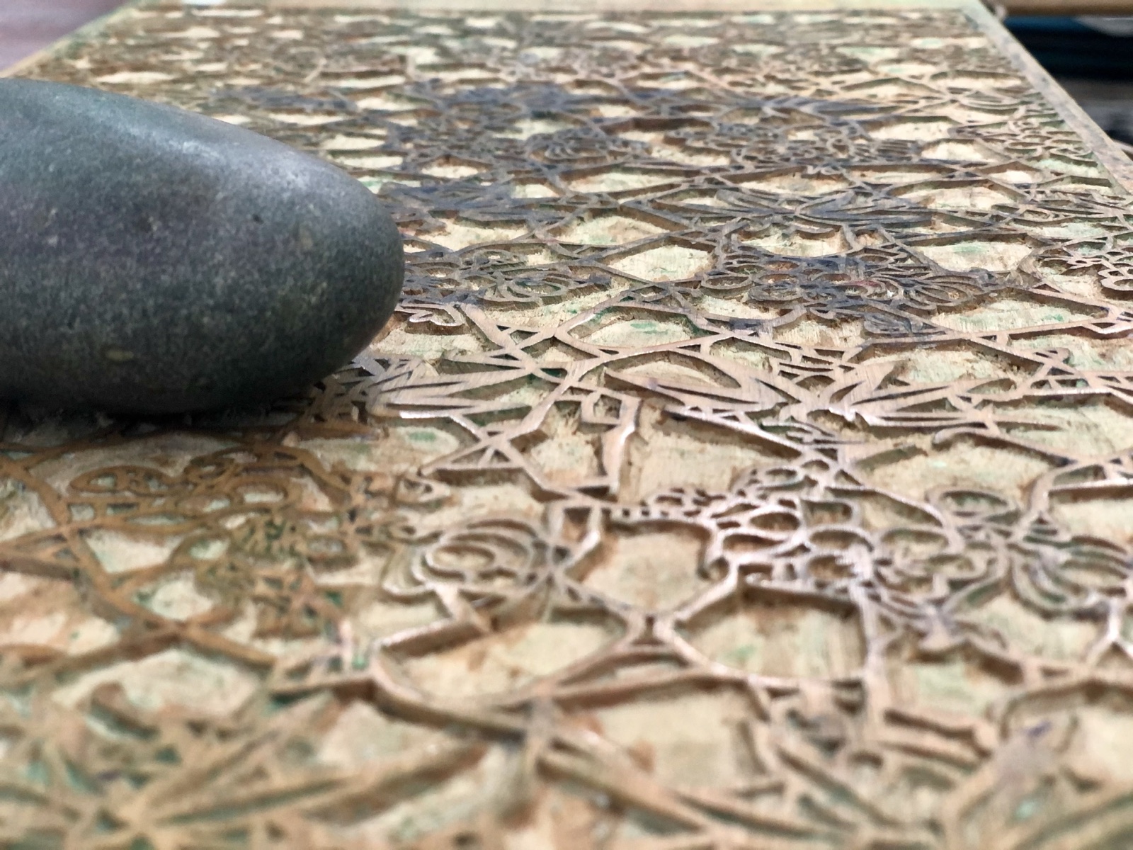 하효진 작가의 능화지 작업